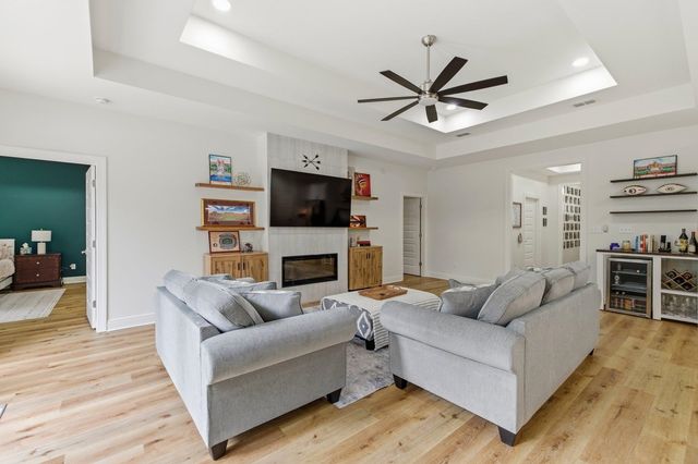 1645 San Damian Road, Tallahassee, FL 32303