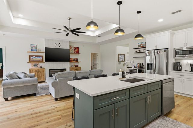 1645 San Damian Road, Tallahassee, FL 32303