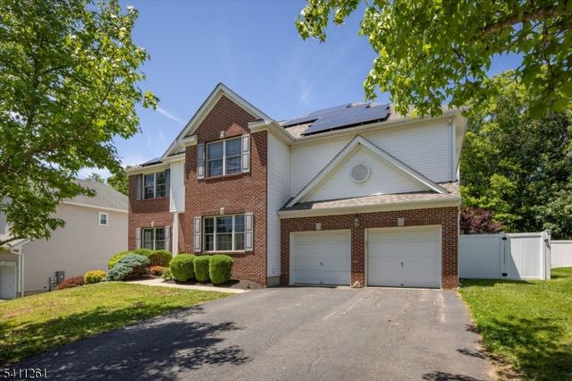 15 Winding Ridge Rd, Jefferson Twp., NJ 07849