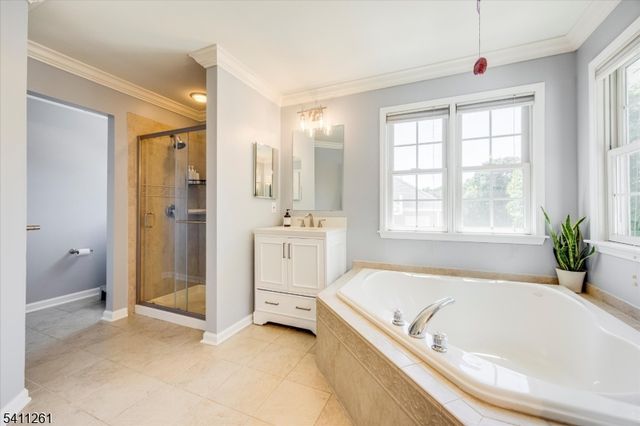 15 Winding Ridge Rd, Jefferson Twp., NJ 07849