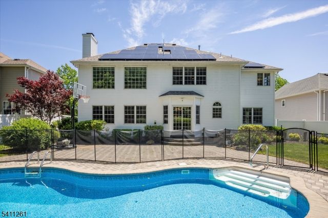15 Winding Ridge Rd, Jefferson Twp., NJ 07849