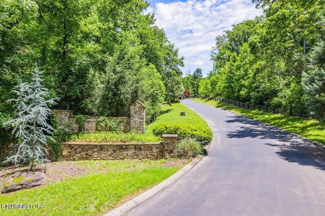 439 Ridgeway Pass, Spring City, TN 37381