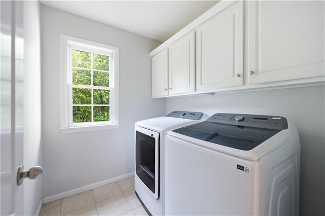 1329 Turtlebrook Lane, Lawrenceville, GA 30043