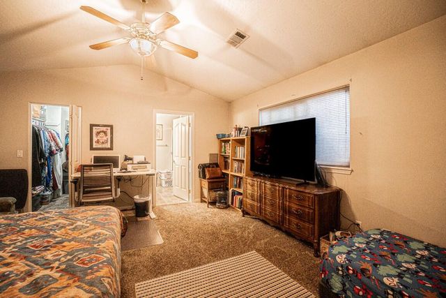 977 Garden Springs Circle, Medford, OR 97504