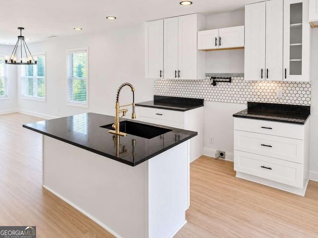 166 Burbank Drive NW, Atlanta, GA 30314