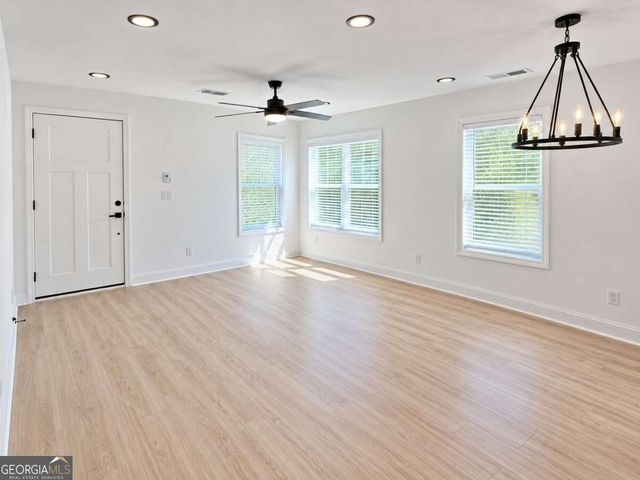 166 Burbank Drive NW, Atlanta, GA 30314