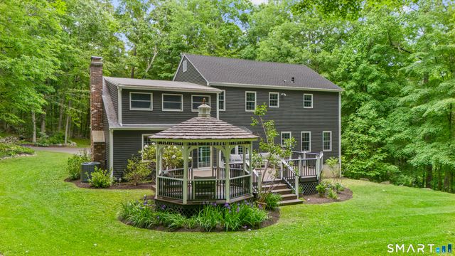 250 Thunder Lake Road, Wilton, CT 06897