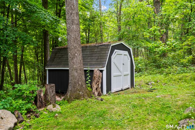 250 Thunder Lake Road, Wilton, CT 06897