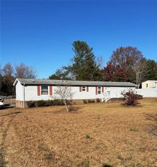 336 Jones Lake Road, Reidsville, NC 27320