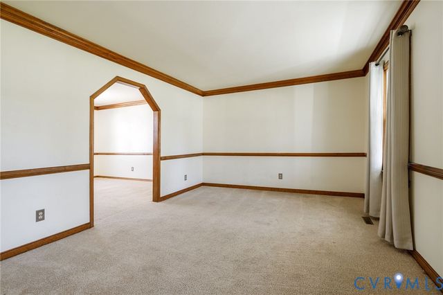 10400 Hamlin Dr, Chester, VA 23831