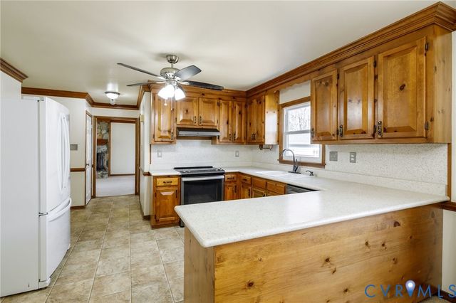 10400 Hamlin Dr, Chester, VA 23831