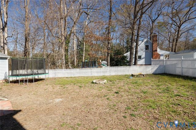 10400 Hamlin Dr, Chester, VA 23831