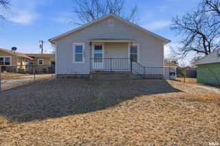 1504 HENRY Street, Pekin, IL 61554