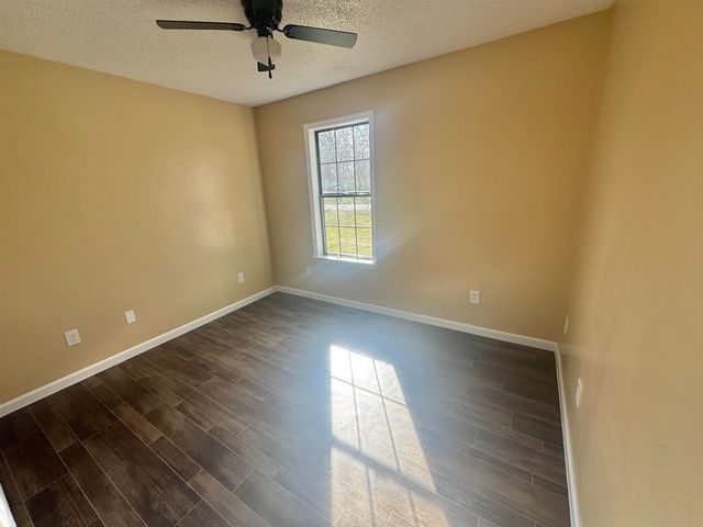 250 DR. LEWIS RD, Ripley, TN 38063