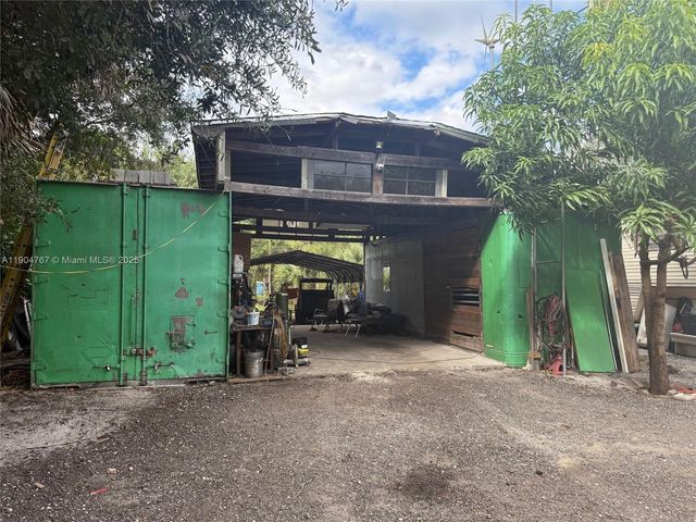 435 S OLIVO, Clewiston, FL 33440