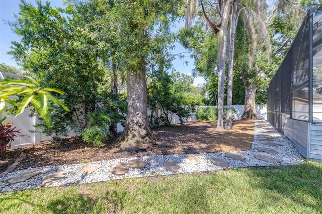 4505 OLD SAYBROOK AVENUE, Tampa, FL 33624