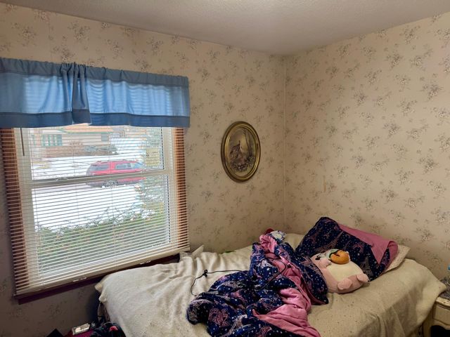 6109 Bethia Lane, Brooklyn Park, MN 55429