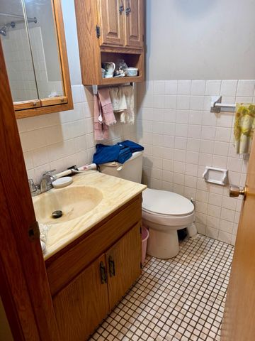 6109 Bethia Lane, Brooklyn Park, MN 55429