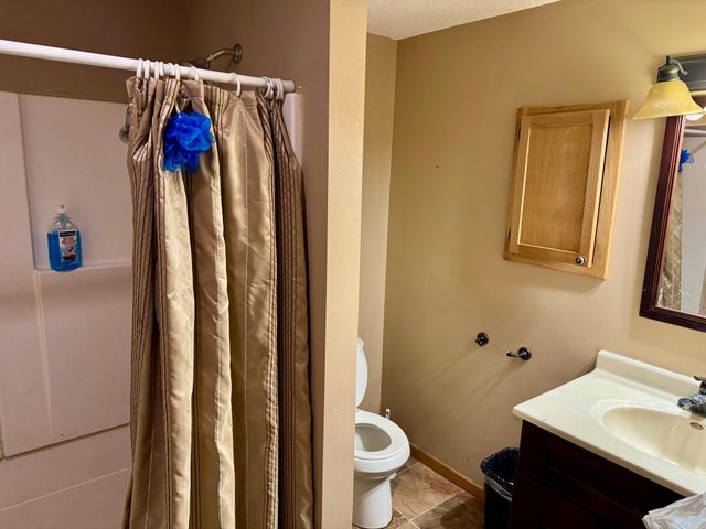 6109 Bethia Lane, Brooklyn Park, MN 55429