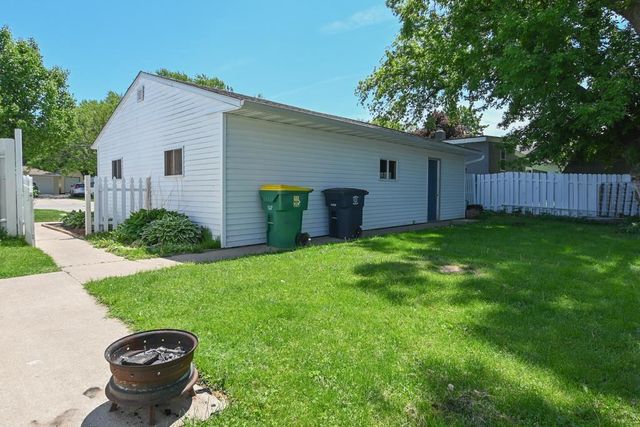 1395 WESTERN AVENUE, Green Bay, WI 54303