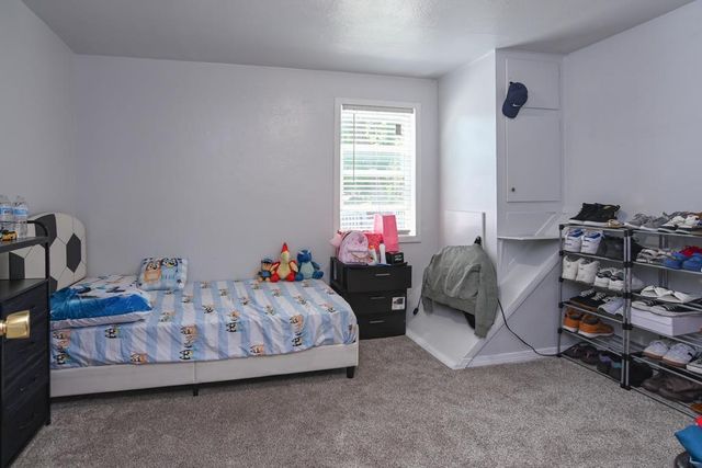 1395 WESTERN AVENUE, Green Bay, WI 54303
