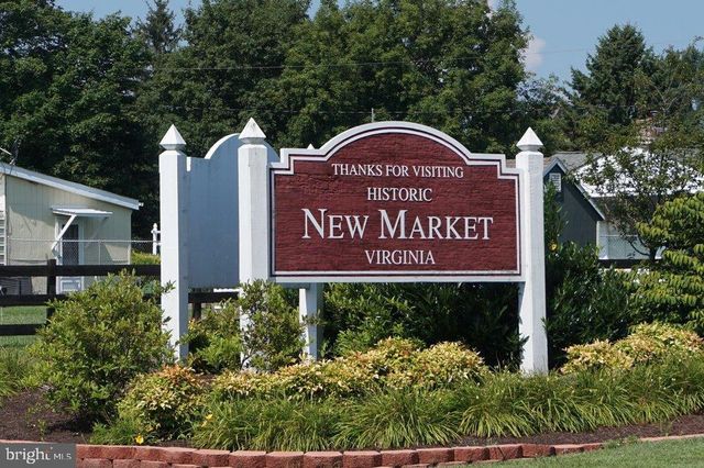 212 PELHAM DR, New Market, VA 22844