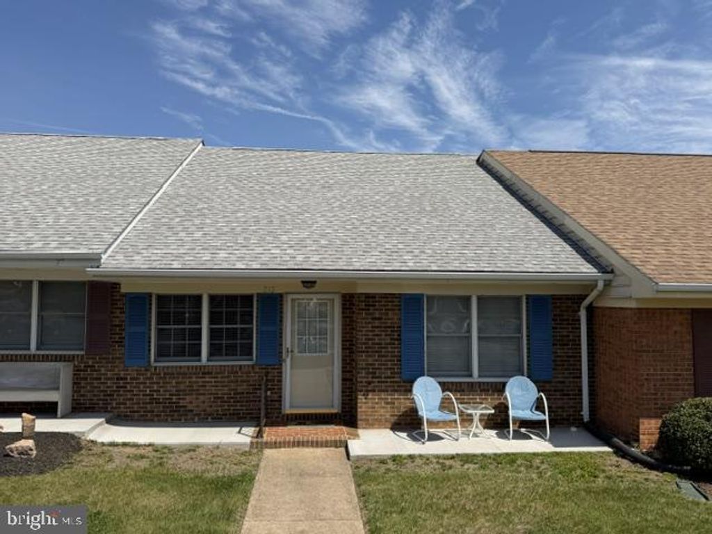 212 PELHAM DR, New Market, VA 22844