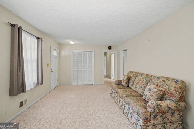 114 Bobolink Drive, Griffin, GA 30224