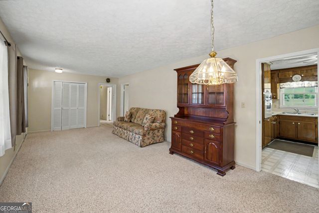 114 Bobolink Drive, Griffin, GA 30224