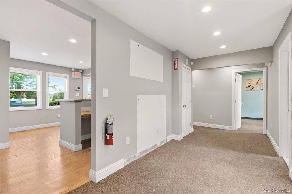 781 Old Country Road, Plainview, NY 11803 — photo 4