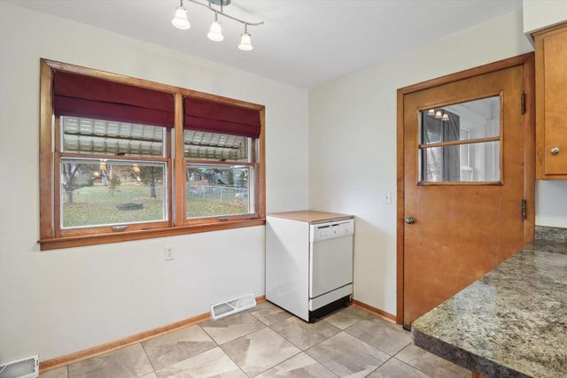 555 Edison Street, Waterloo, WI 53594