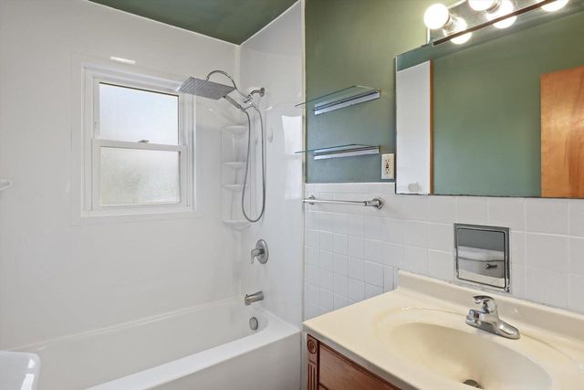 555 Edison Street, Waterloo, WI 53594