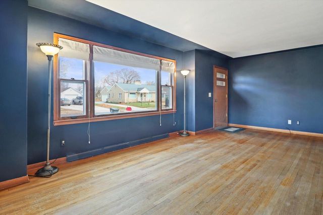 555 Edison Street, Waterloo, WI 53594