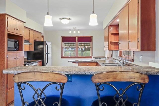 555 Edison Street, Waterloo, WI 53594