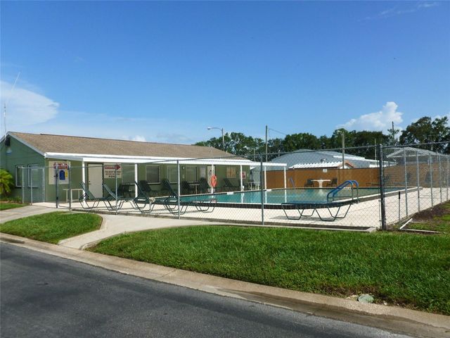 3120 POND HOLLOW STREET, Wesley Chapel, FL 33543