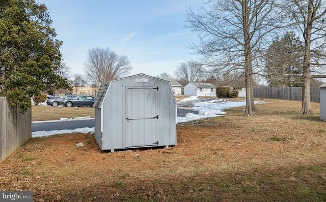 3 WARREN PL, Newark, DE 19702