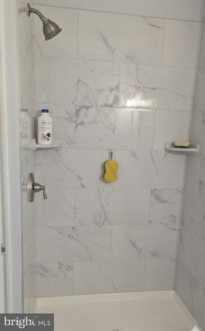 3 WARREN PL, Newark, DE 19702