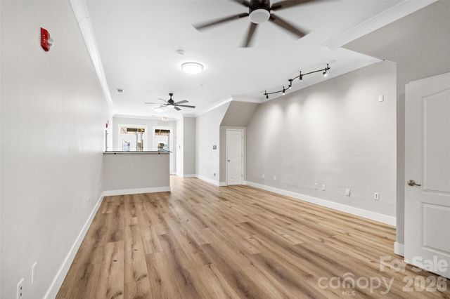 2060 Ayrsley Town Boulevard, Charlotte, NC 28273