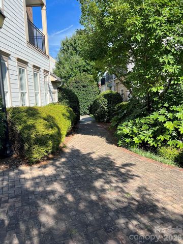 2060 Ayrsley Town Boulevard, Charlotte, NC 28273