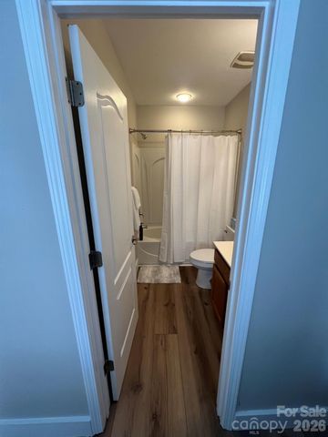 2060 Ayrsley Town Boulevard, Charlotte, NC 28273