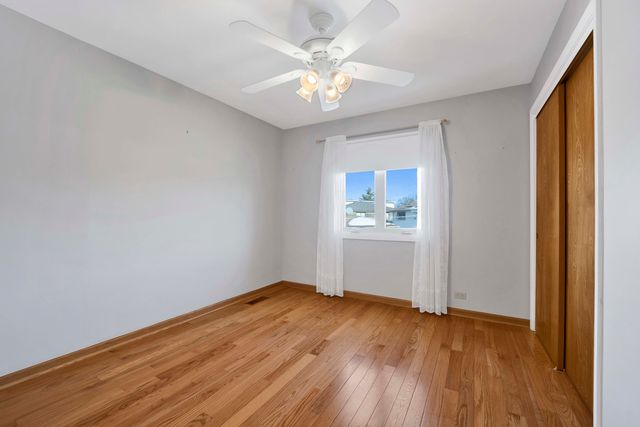 6628 Davis Street, Morton Grove, IL 60053