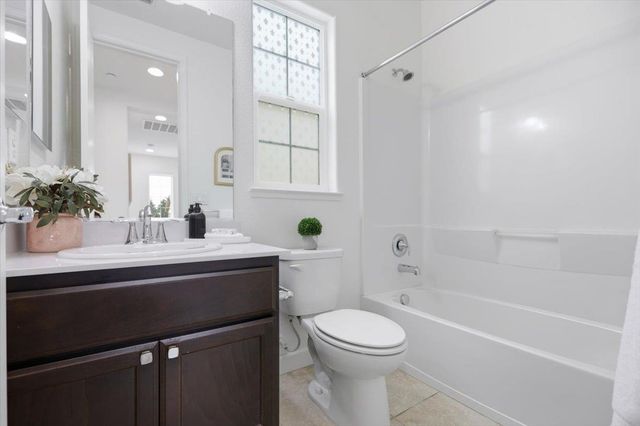 33934 Sagrantino Terrace, Fremont, CA 94555