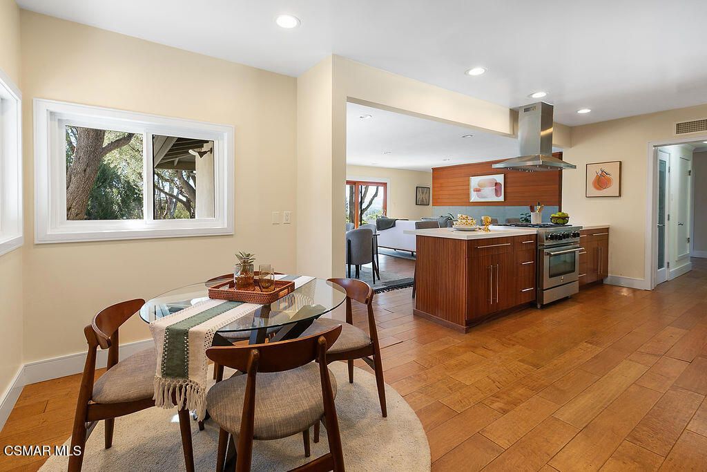 5156 Dumont Place, Woodland Hills, CA 91364 — photo 4