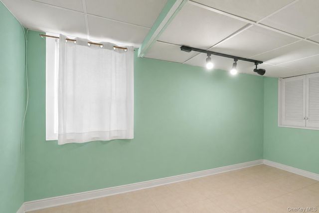 2280 Lyon Avenue, Bronx, NY 10462