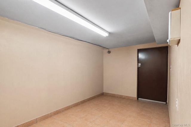 2280 Lyon Avenue, Bronx, NY 10462