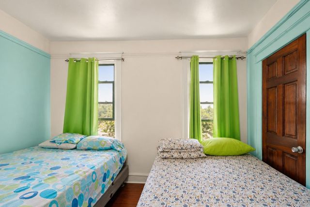 2280 Lyon Avenue, Bronx, NY 10462