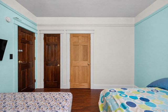2280 Lyon Avenue, Bronx, NY 10462