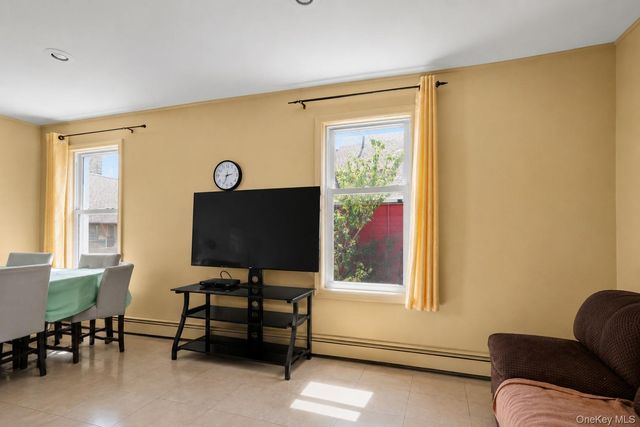 2280 Lyon Avenue, Bronx, NY 10462