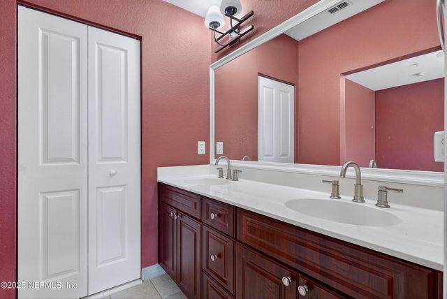 9745 TOUCHTON Road 1625, Jacksonville, FL 32246