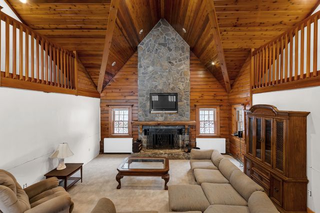 1104 Main Street, Cavendish, VT 05142